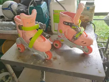 donne landau juste un accro sur le coté mais peu toujours servir et roller fillette