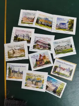 série timbres 2012 châteaux (2)