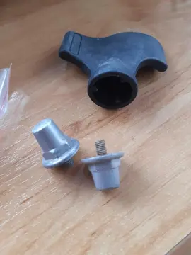 crampons métalliques