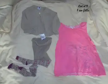 Lot n°1 : 1 an fille