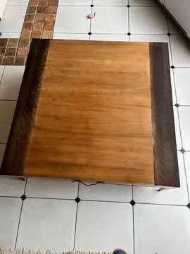 table basse en bois, massif avec tiroir