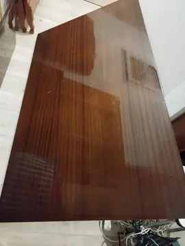 Grande table salle a manger...tres solide