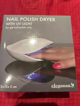 sèche vernis à ongle à lampe ultraviolet