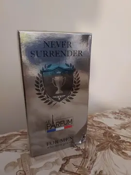 parfum never surrender