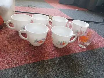 6 tasses