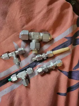 Raccords pour tuyau pneumatique