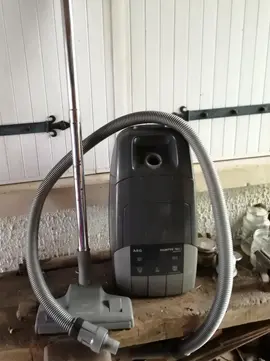 Aspirateur AEG Vampyr 765i