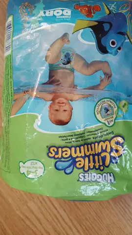 Couches bébé pour piscine