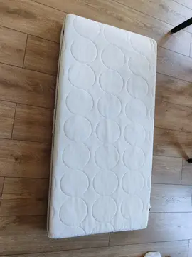 Matelas bébé Ikea