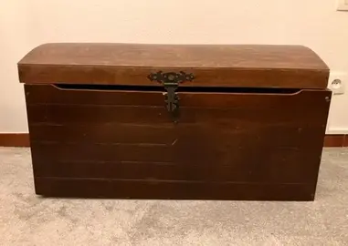 Coffre en bois