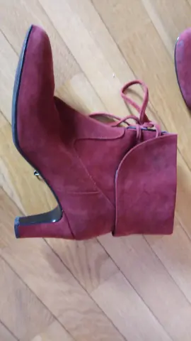 bottines Daim rouge P36/37