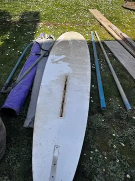 planche à voile avec accessoires