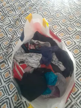 vêtements diverses ( femme et enfant )