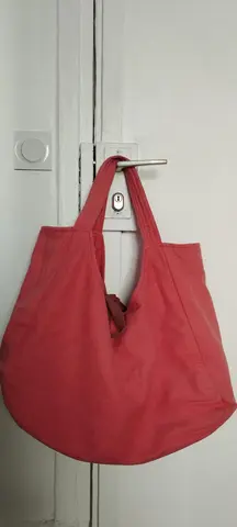 sac rouge pastel