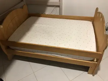 Lit evolutif Vert Baudet (140x90 et 190x90) avec matelas et tiroir de lit