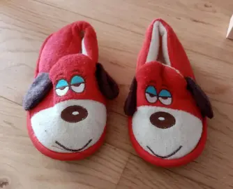 Chaussons, taille 28