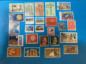 lot timbres MONDE 14-1