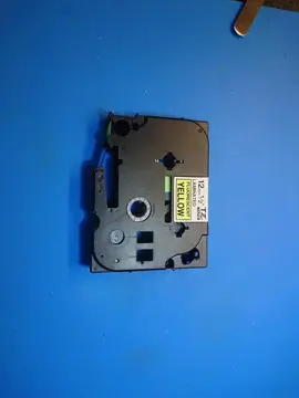 Cassette à ruban pour étiqueteuse Brother originale