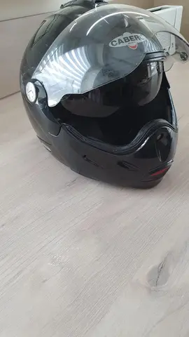 Casque moto CABERG noir