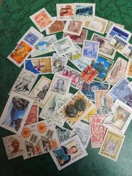 gros lot unique timbres étrangers 14/03