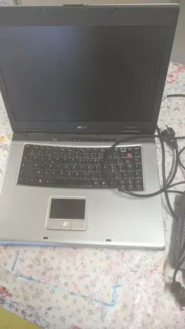 ordinateur portable hs pour pièces