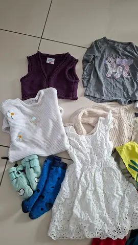 vêtements fille 3, 4 et 5 ans