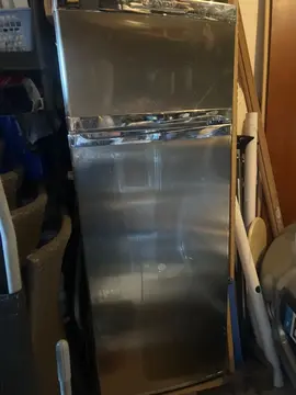 réfrigérateur combiné Candy à récupérer