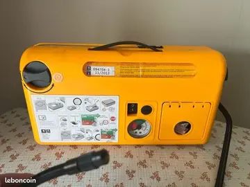 gonfleur pneu voiture/vélo... portatif bon état