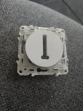 prise Schneider téléphone