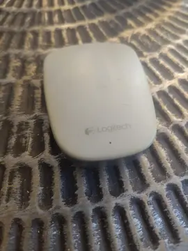 souris Logitech ultra fine de voyage