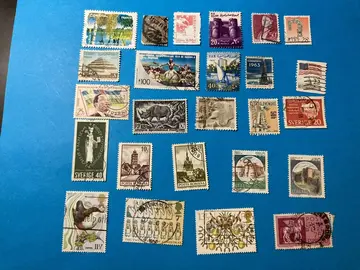 timbres MONDE - 15-4