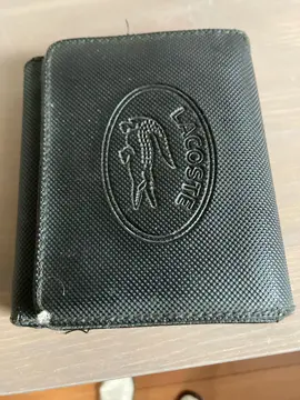 Portefeuille Lacoste