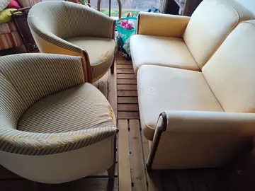 Canapé et 2 fauteuils cabriolet