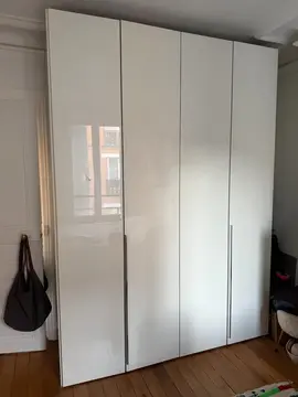 Grande armoire chambre - de bonne qualité et solide