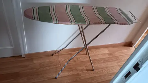 Table en bois à repasser 1,10 m x 32 cm