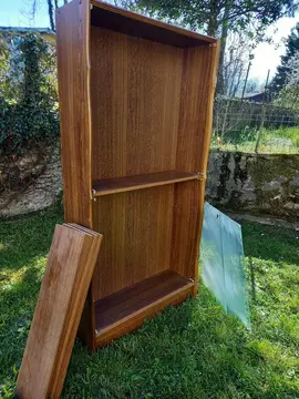 Bibliothèque vitrée