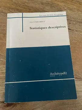 Livre statistiques descriptives étudiant