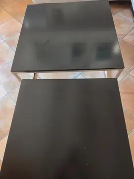 2 tables basses salon noir