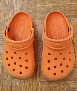 Chaussures Oranges P. 26