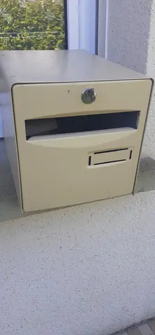 boîte aux lettres