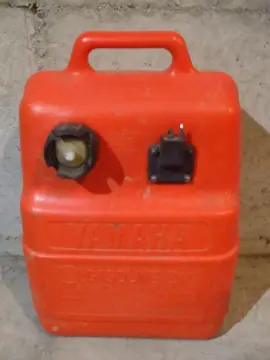 jerrycan essence 25 L pour bateau (pêche ou loisirs)