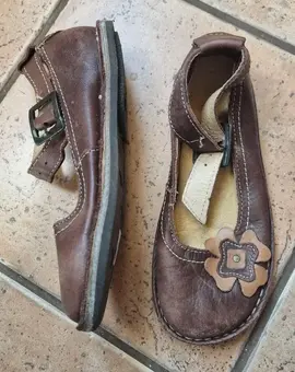 chaussures fille P. 31