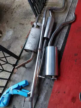 Échappement voitures