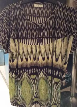 haut féminin. taille M/L