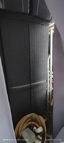 pots fleurs en plastique