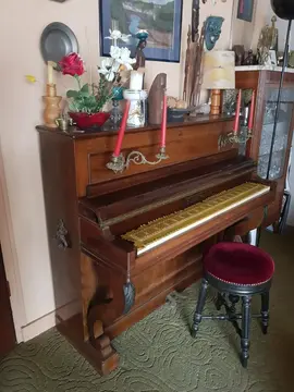 Piano ancien, bois
