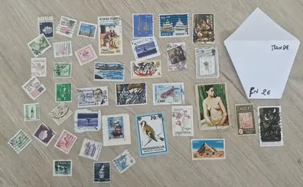 Lot de timbres du monde FN26