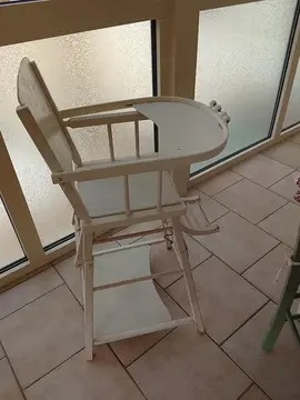 chaise bébé en bois