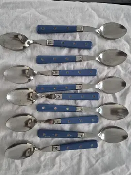 10 grandes cuillères à soupe