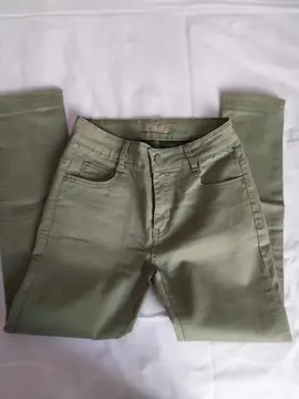 Jean VOGGO denim vert taille 38